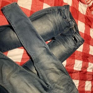 American Eagle jeans 2 pair